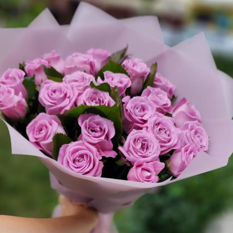 Розы розовые (50см) 25 шт